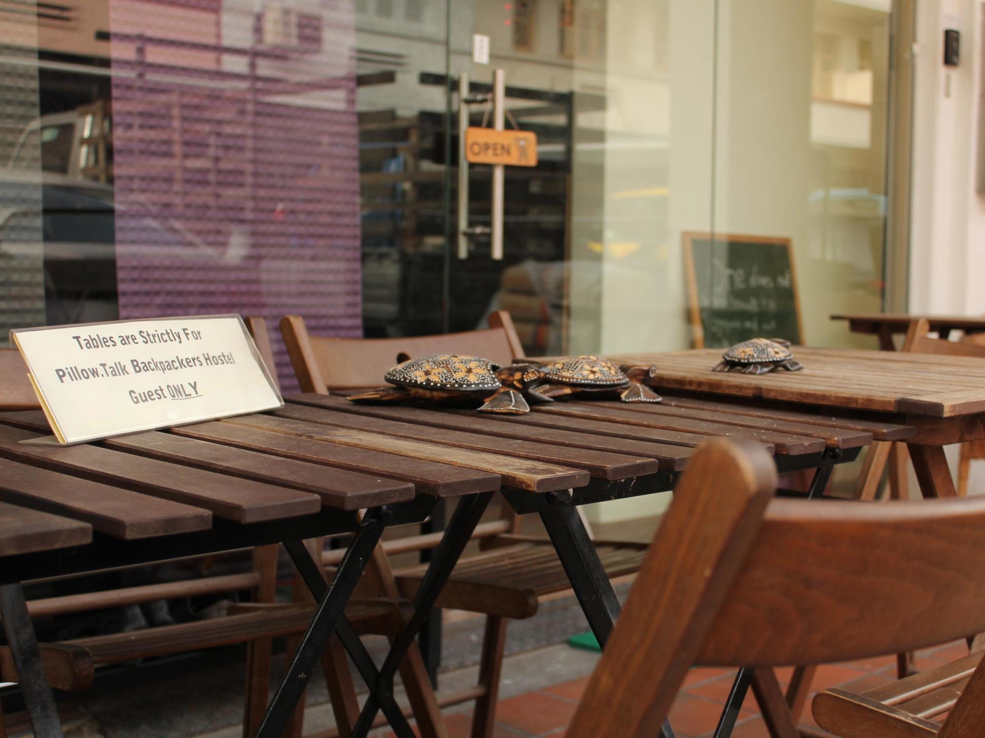 Pillow Talk Hostel Singapore Exterior foto